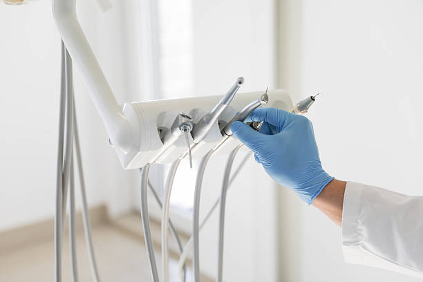 24/7 Emergency Teeth Whitening experts in Russell, KS